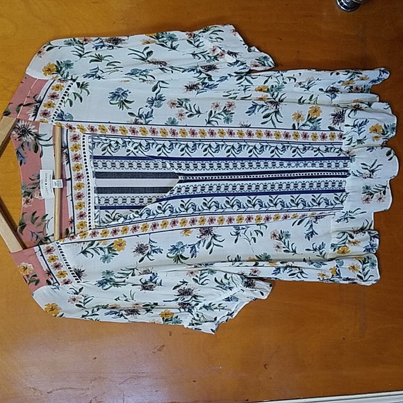 Lucky Brand - Picture 1 of 2